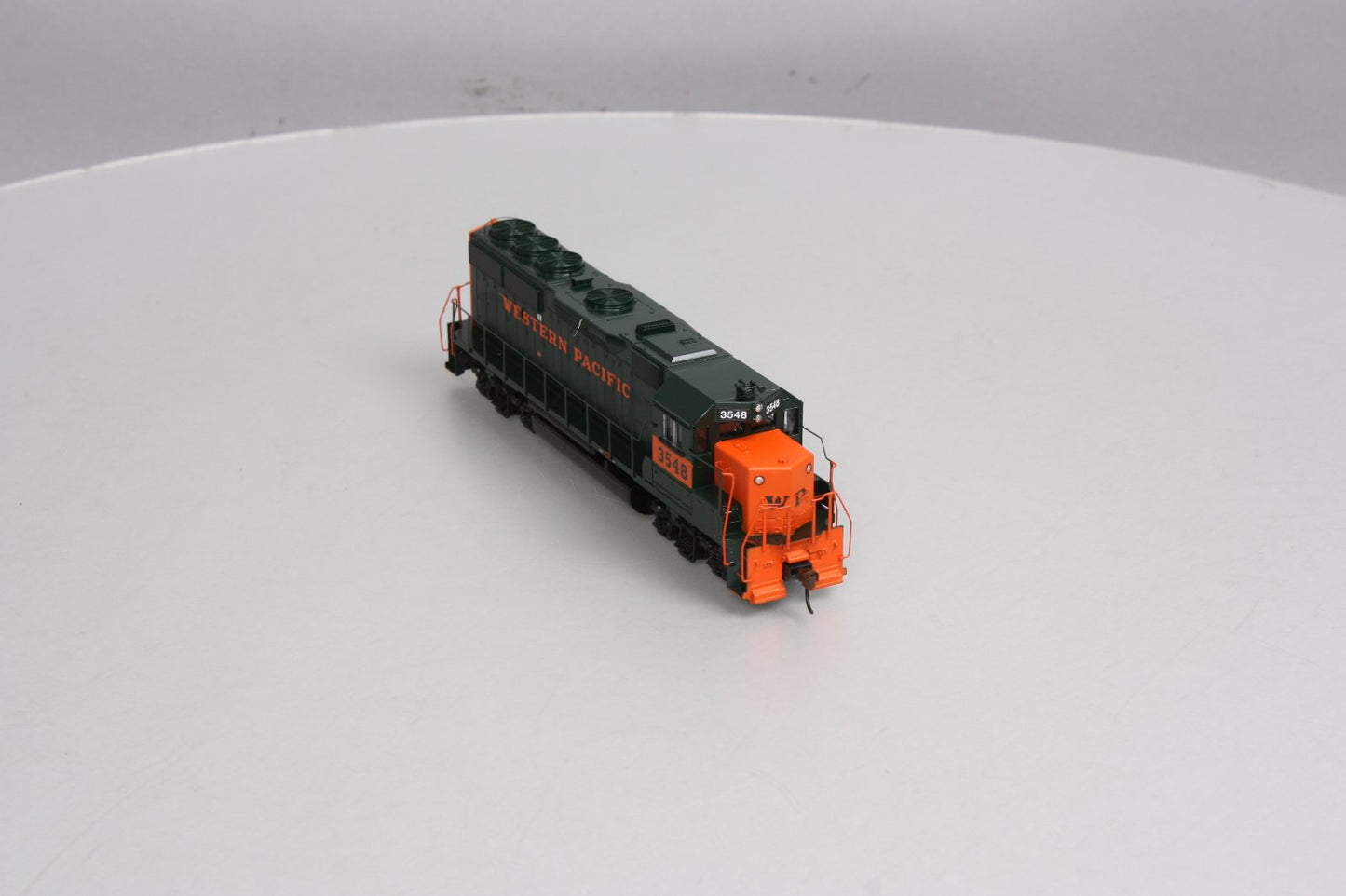 Athearn 79857 Western Pacific GP 40-2 Diesel Locomotive