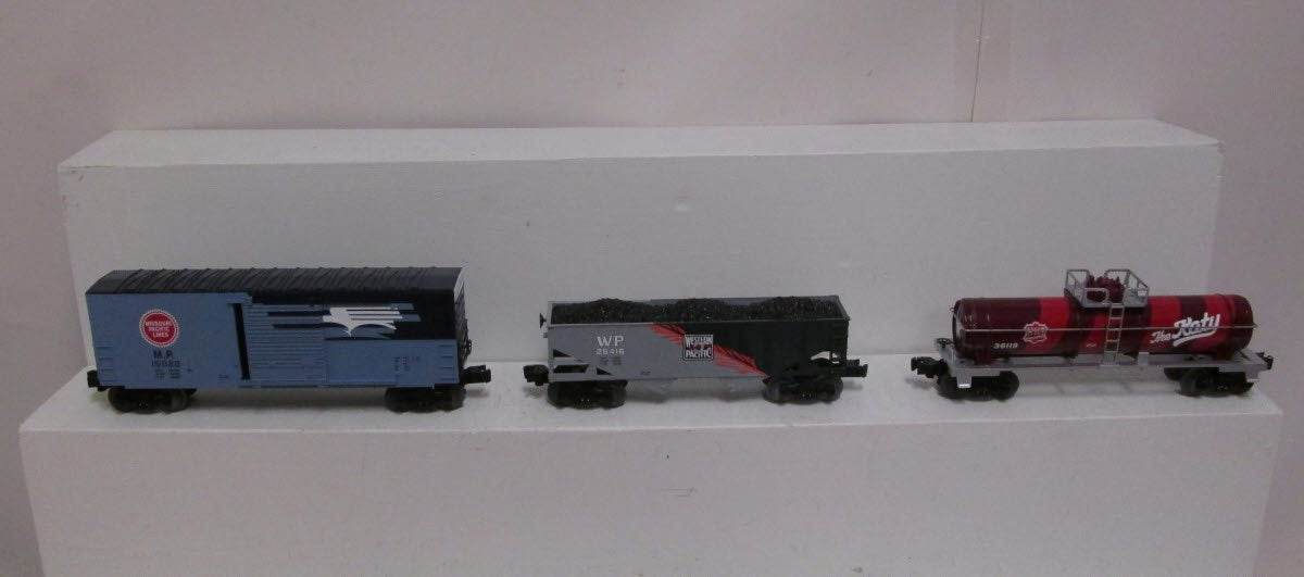 Lionel 6-30082 O Gauge Union Pacific Heritage Hi-Cube Boxcars (Set of 3)