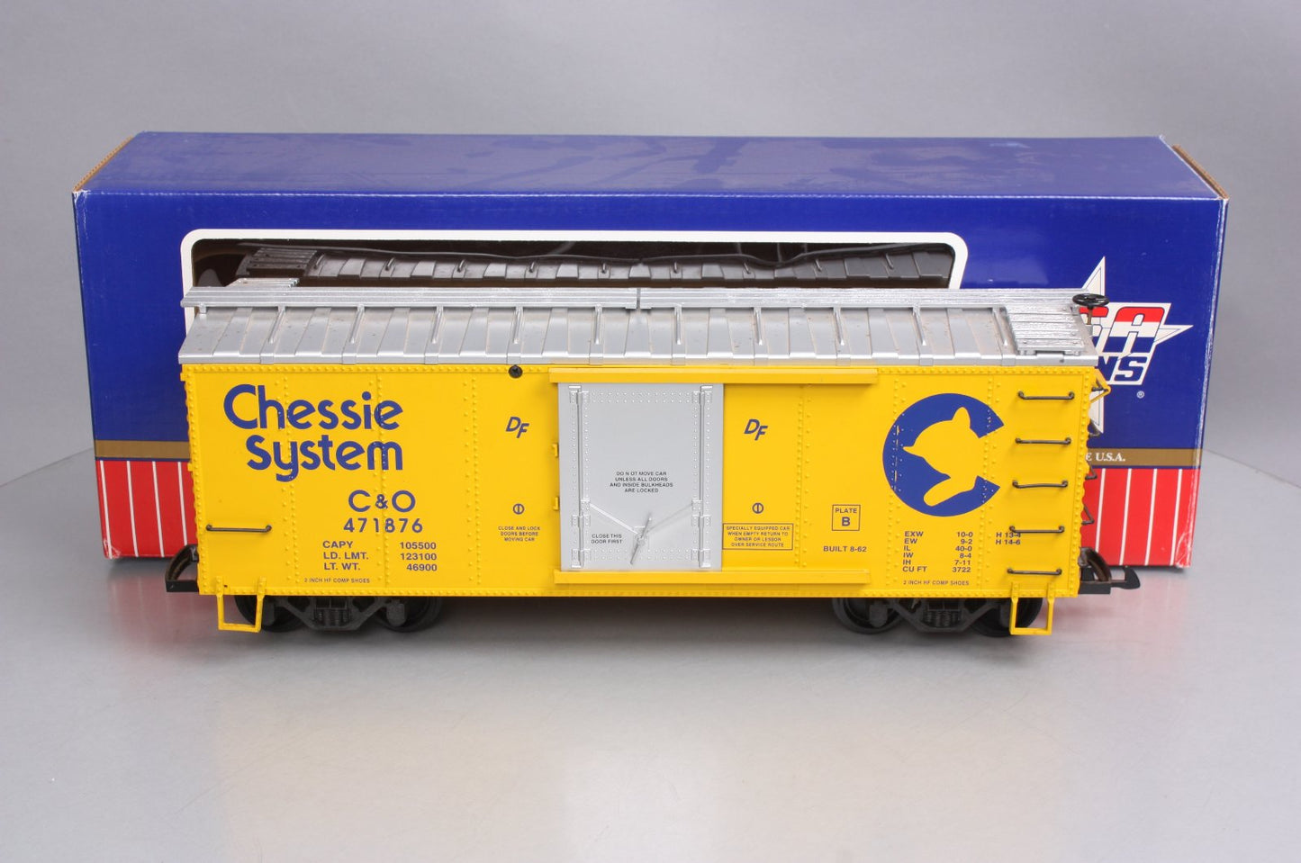 USA Trains 19044A G Chessie Steel Boxcar