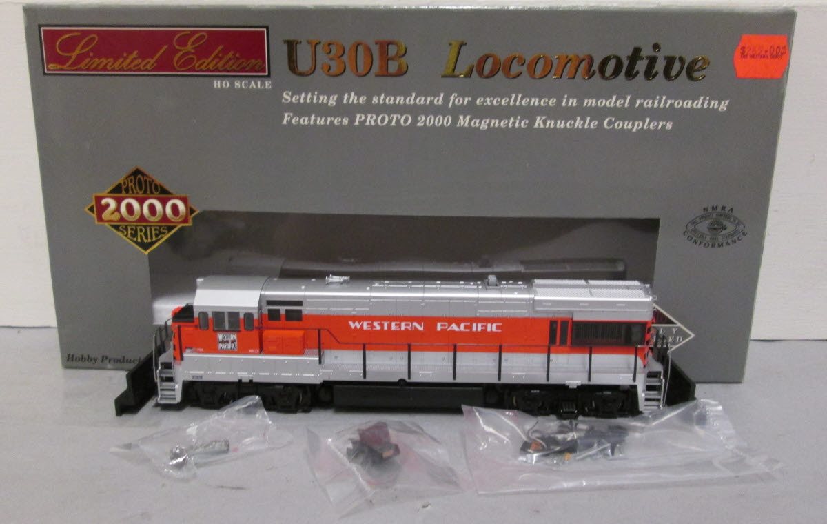 Proto 2000 31412 Western Pacific GE U30B Diesel Locomotive #754 w/Sound