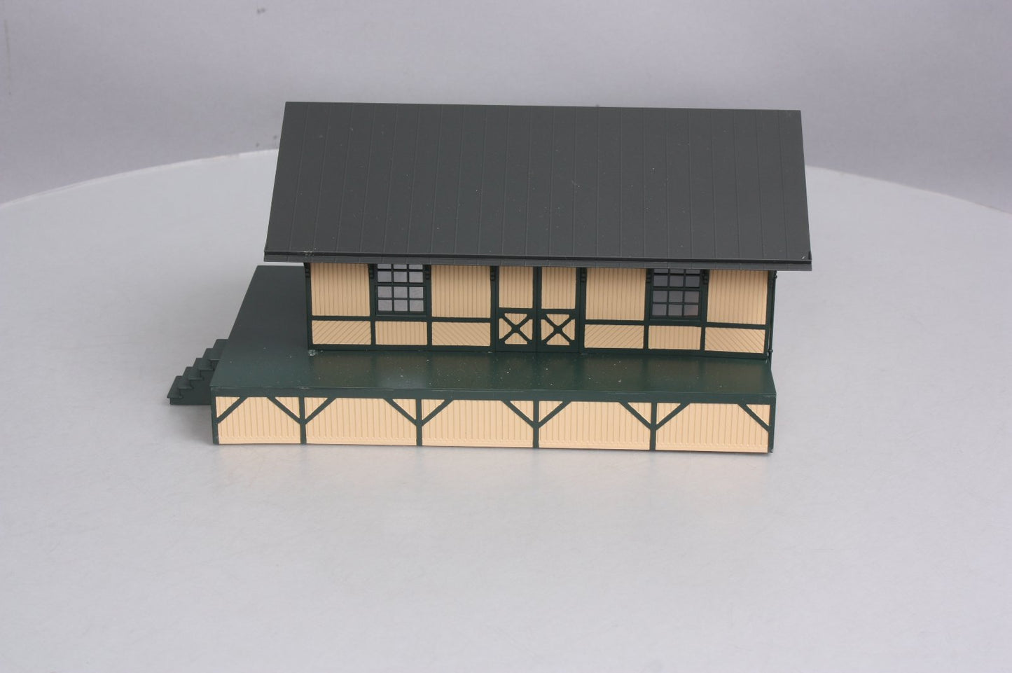 Weaver G1956A Brass PRR's Devon Baggage Room