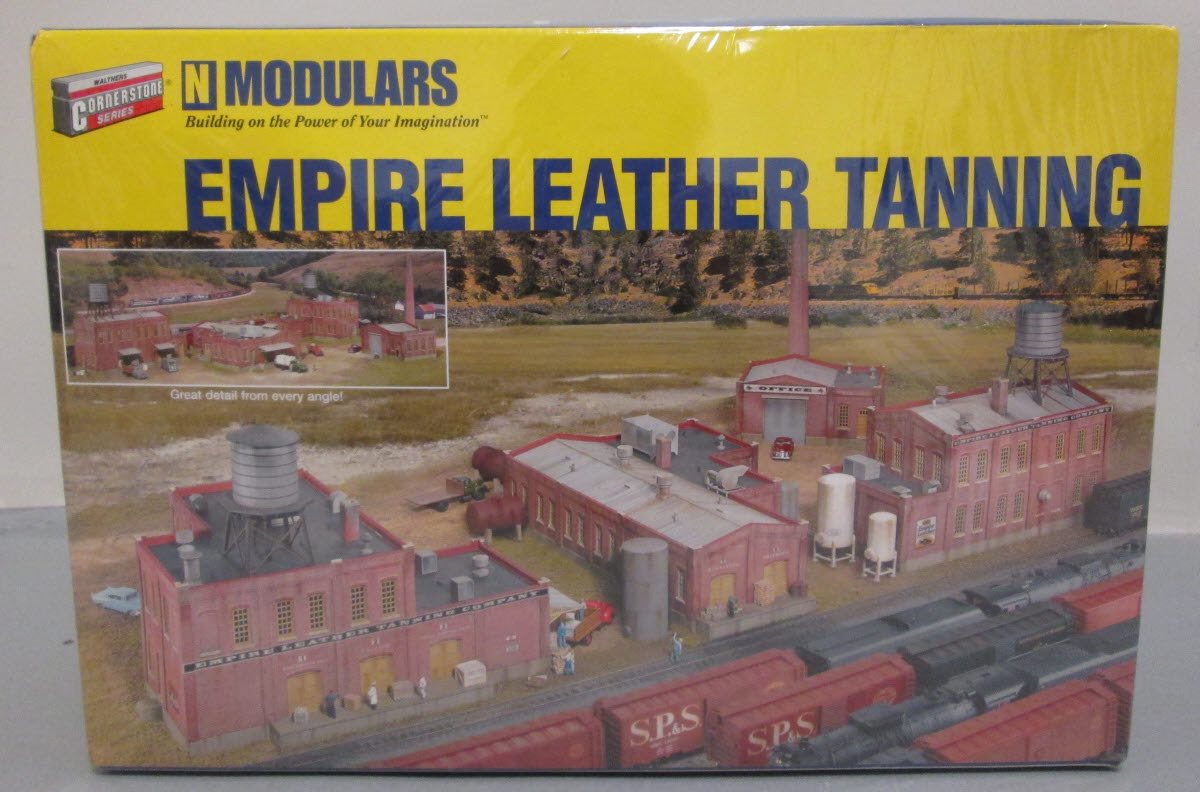 Walthers 933-3299 N Scale Empire Leather Tanning Building Kit