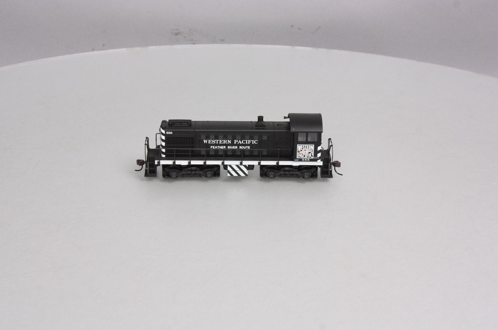 Atlas 10000043 HO Scale Western Pacific S-2 Diesel Locomotive #555