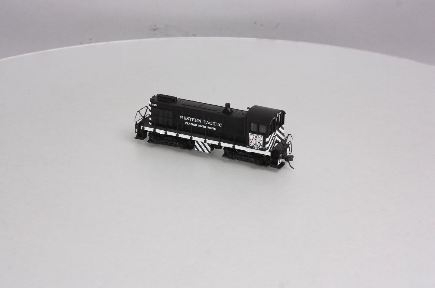 Atlas 10000043 HO Scale Western Pacific S-2 Diesel Locomotive #555
