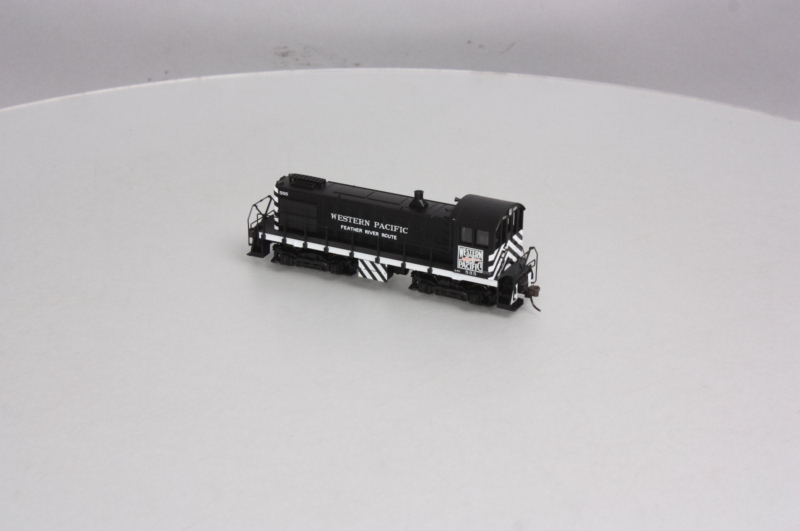 Atlas 10000043 HO Scale Western Pacific S-2 Diesel Locomotive #555