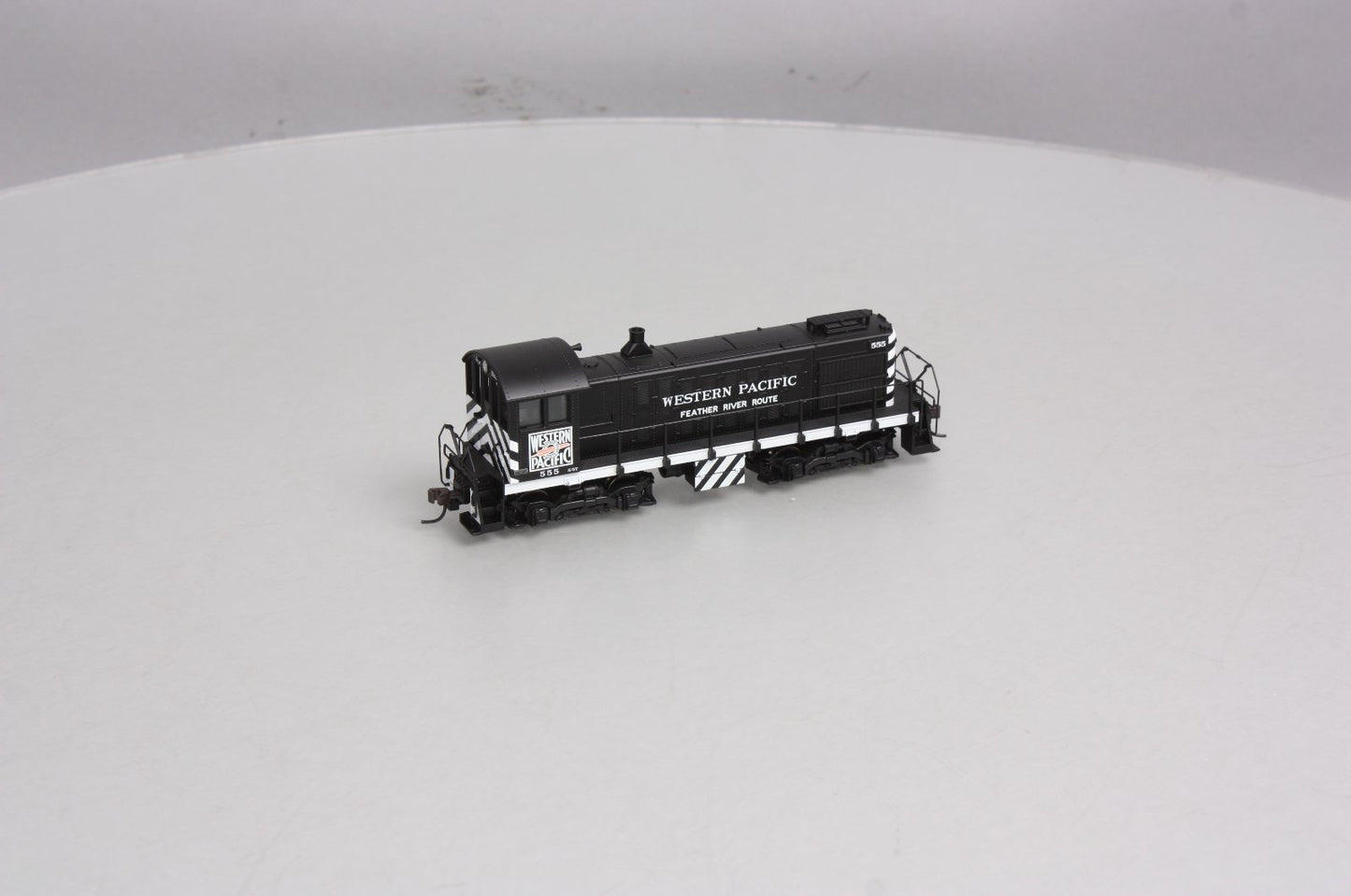 Atlas 10000043 HO Scale Western Pacific S-2 Diesel Locomotive #555