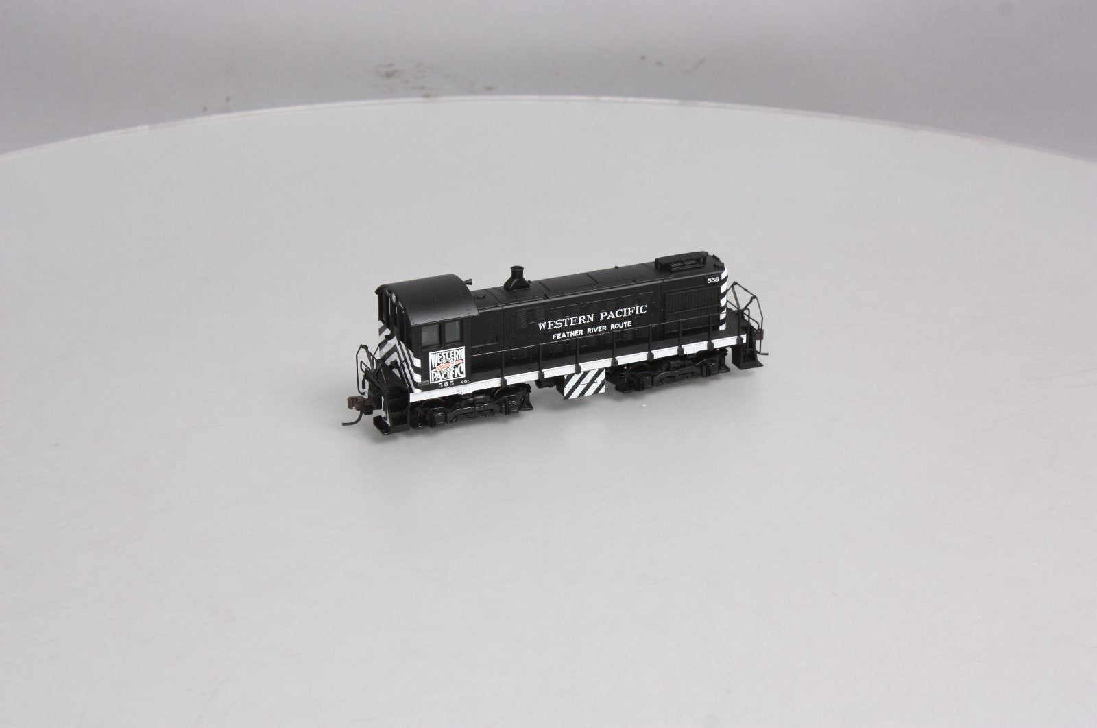 Atlas 10000043 HO Scale Western Pacific S-2 Diesel Locomotive #555