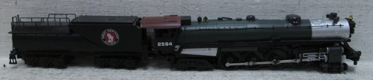 Con-Cor 3810 N Scale Great Northern S-2 4-8-4 Locomotive & Tender