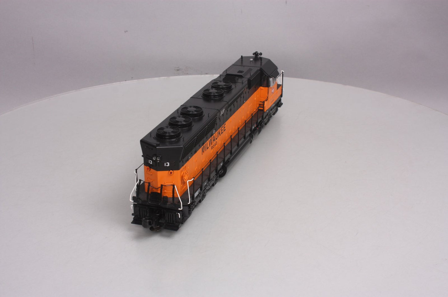 MTH 20-2912-3 Milwaukee Road SD45 Low Hood Non-Powered Diesel Engine #13