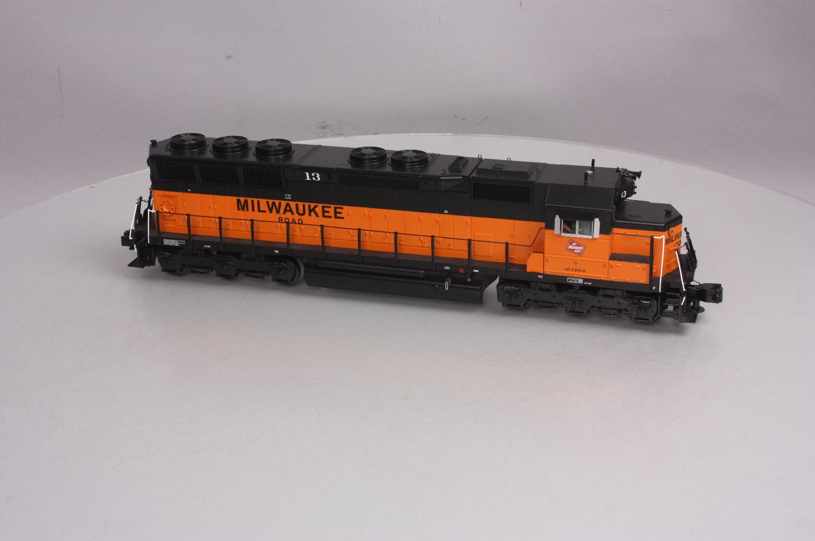 MTH 20-2912-3 Milwaukee Road SD45 Low Hood Non-Powered Diesel Engine #13