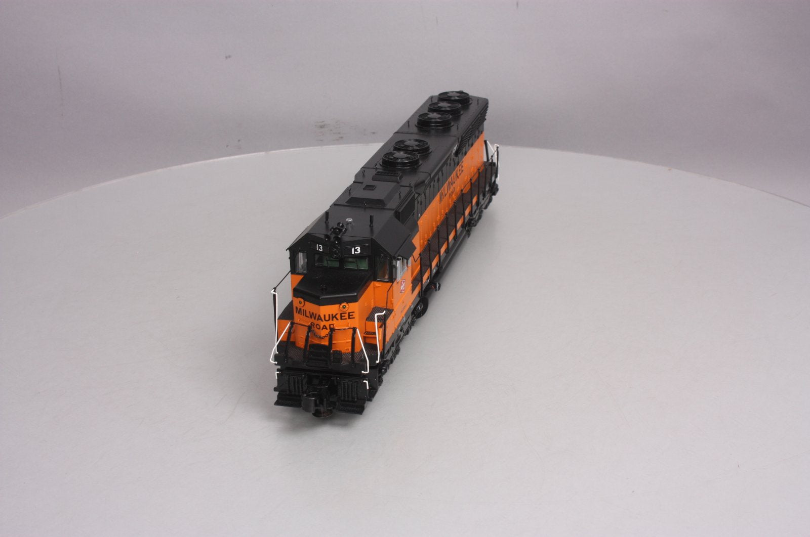 MTH 20-2912-3 Milwaukee Road SD45 Low Hood Non-Powered Diesel Engine #13