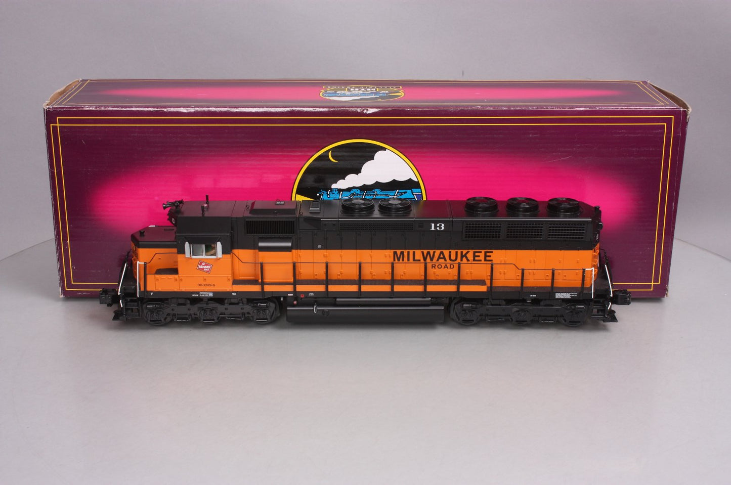 MTH 20-2912-3 Milwaukee Road SD45 Low Hood Non-Powered Diesel Engine #13