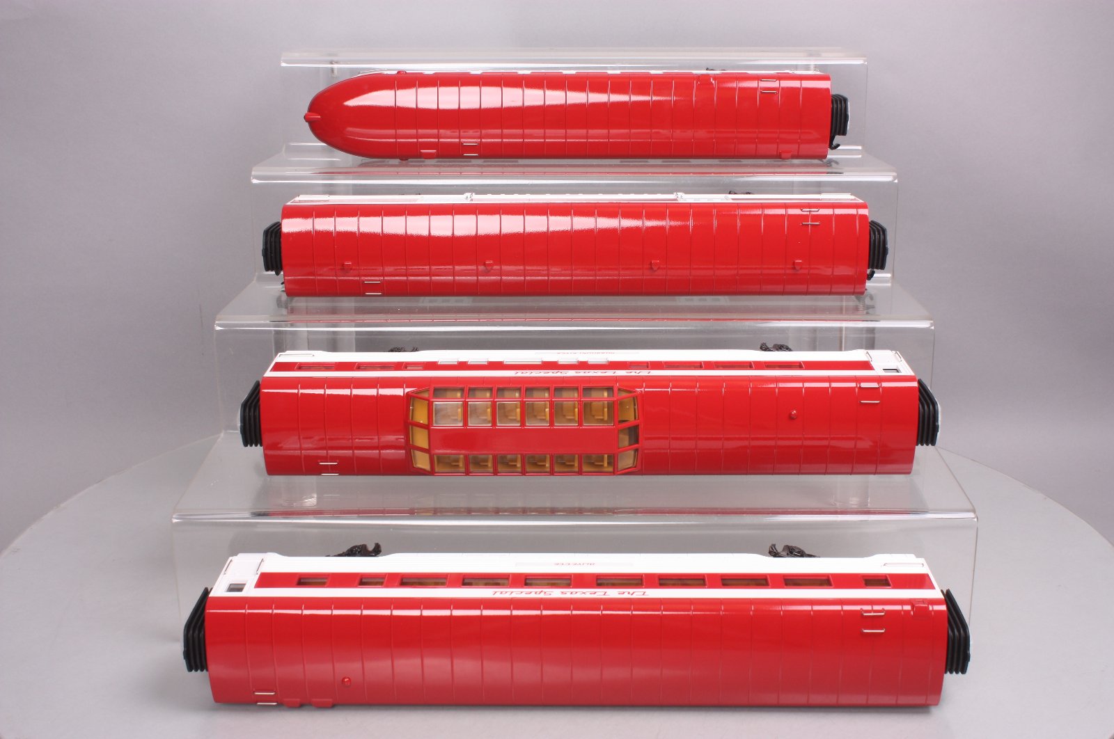 MTH 30-67654 O Texas Special 60' Streamlined Passenger Car Set (Set of 4)