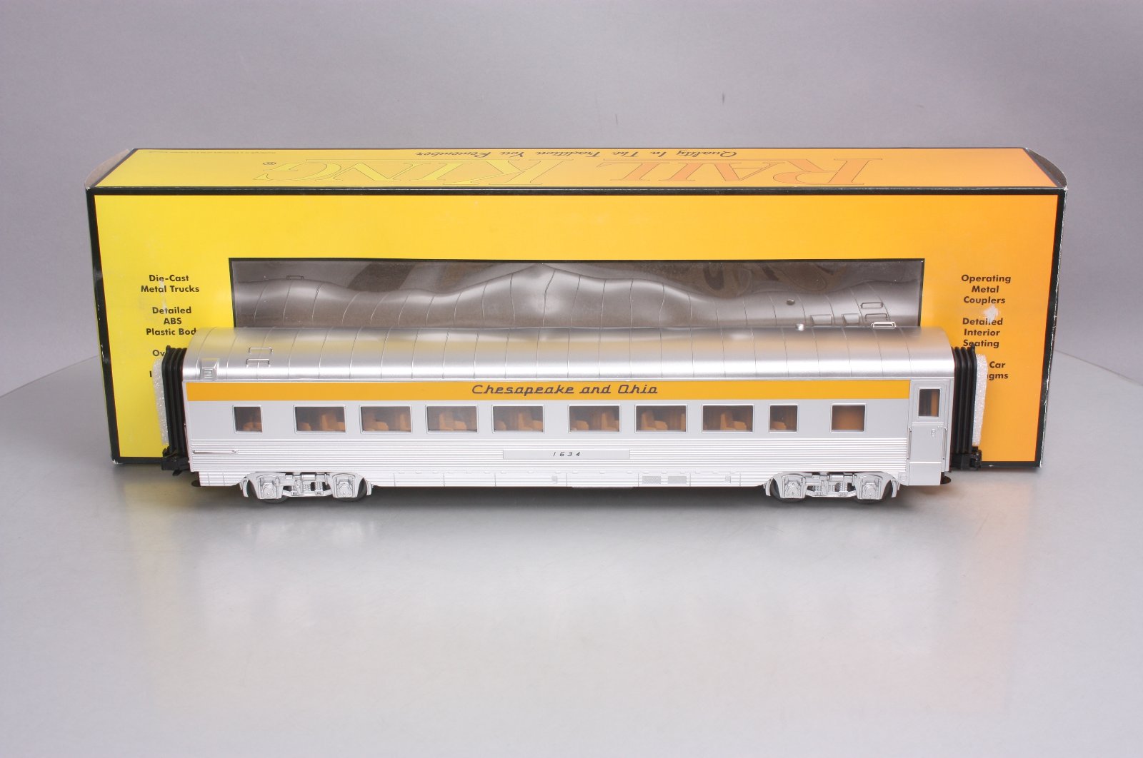 MTH 30-67865 O Gauge C&O 60' Streamlined Fluted-Side ABS Coach Car #1634