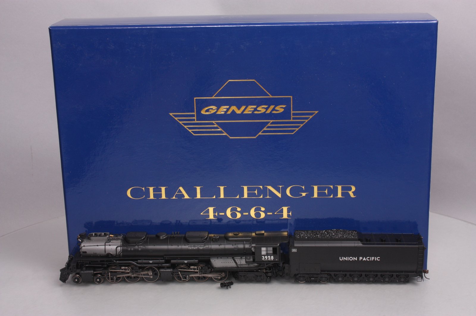 Athearn G9132 HO Union Pacific 4-6-6-4 Steam Locomotive #3958 with DCC & Sound
