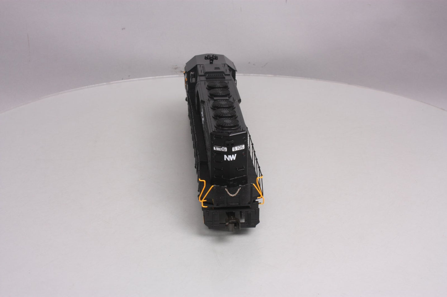 Lionel 6-34775 O Gauge Norfolk & Western SD40-2 Non-Powered Diesel Engine #6106