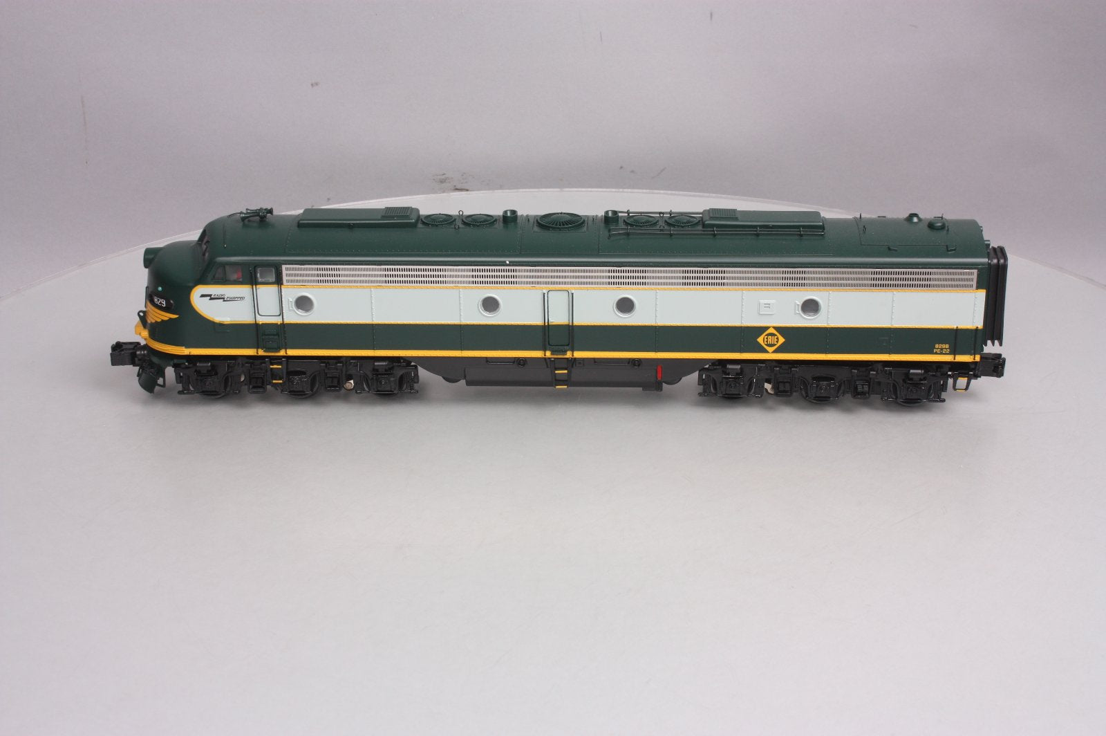 MTH 20-20616-1 Erie E-8 A Unit Diesel Engine w/P-S 3.0 #829 (Hi-Rail)