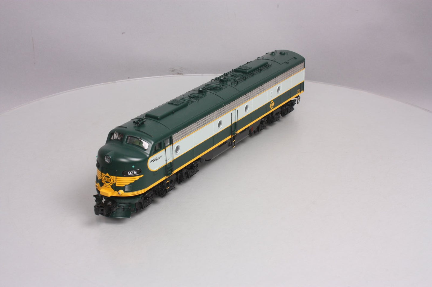 MTH 20-20616-1 Erie E-8 A Unit Diesel Engine w/P-S 3.0 #829 (Hi-Rail)