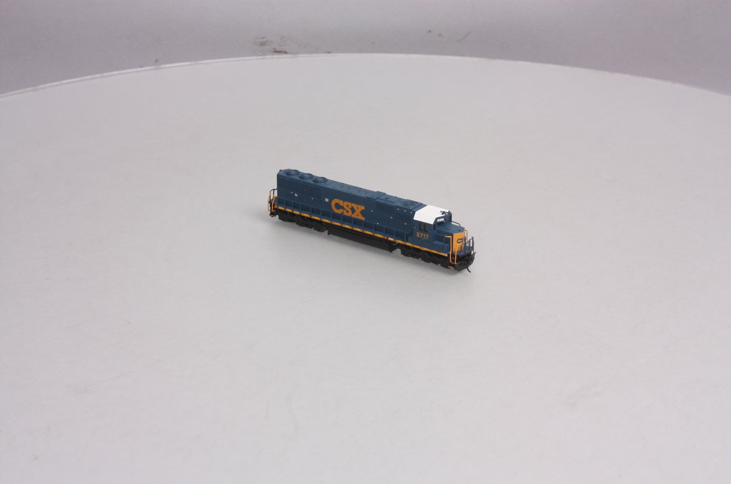Atlas 49058 N Scale CSX SD60 Diesel Locomotive #8717 - DCC Ready