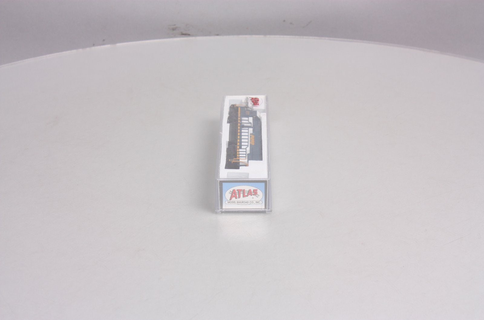 Atlas 49058 N Scale CSX SD60 Diesel Locomotive #8717 - DCC Ready