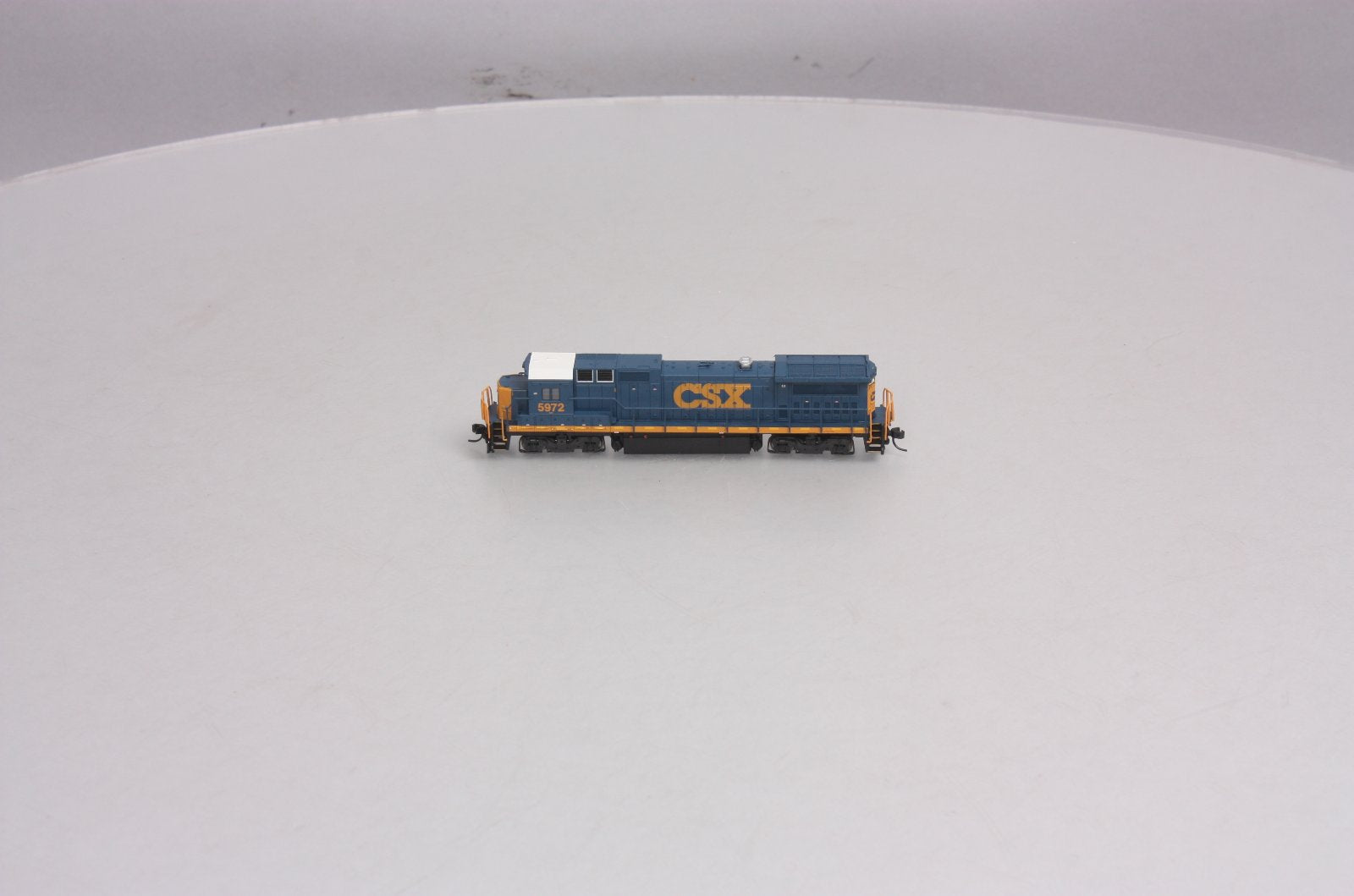 Atlas 40000478 N Scale CSX Dash8-40B Diesel Locomotive #5972