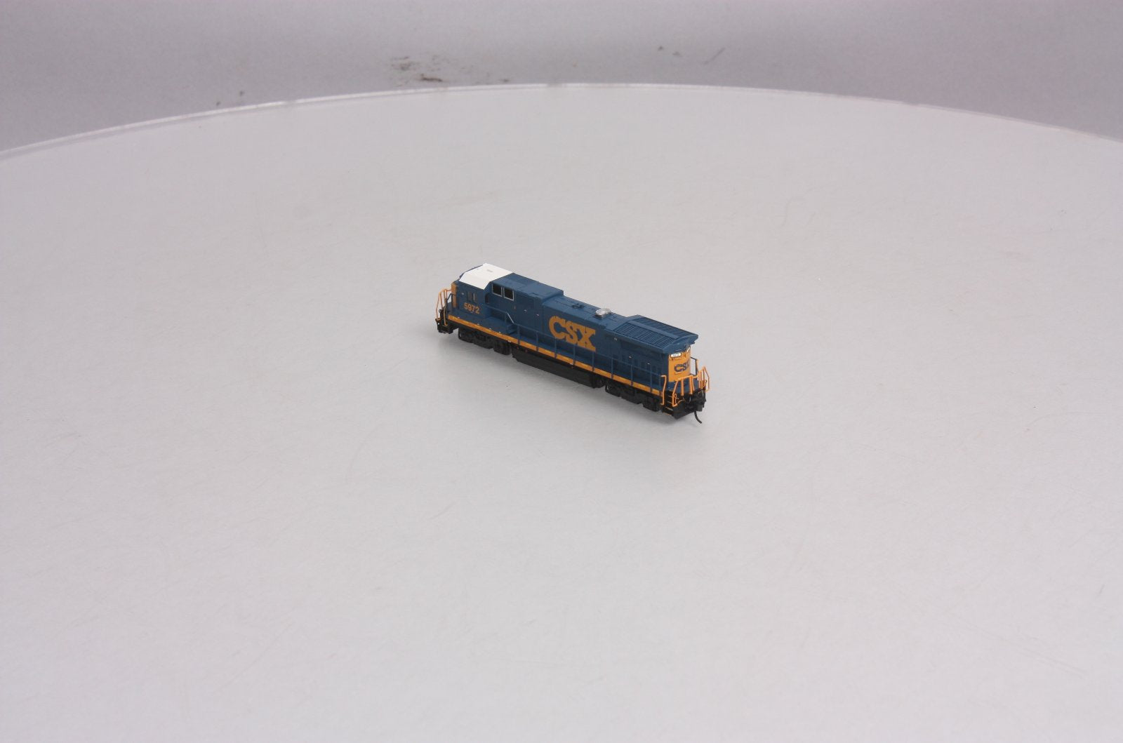 Atlas 40000478 N Scale CSX Dash8-40B Diesel Locomotive #5972