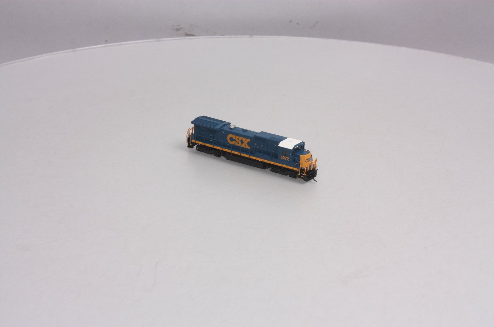 Atlas 40000478 N Scale CSX Dash8-40B Diesel Locomotive #5972