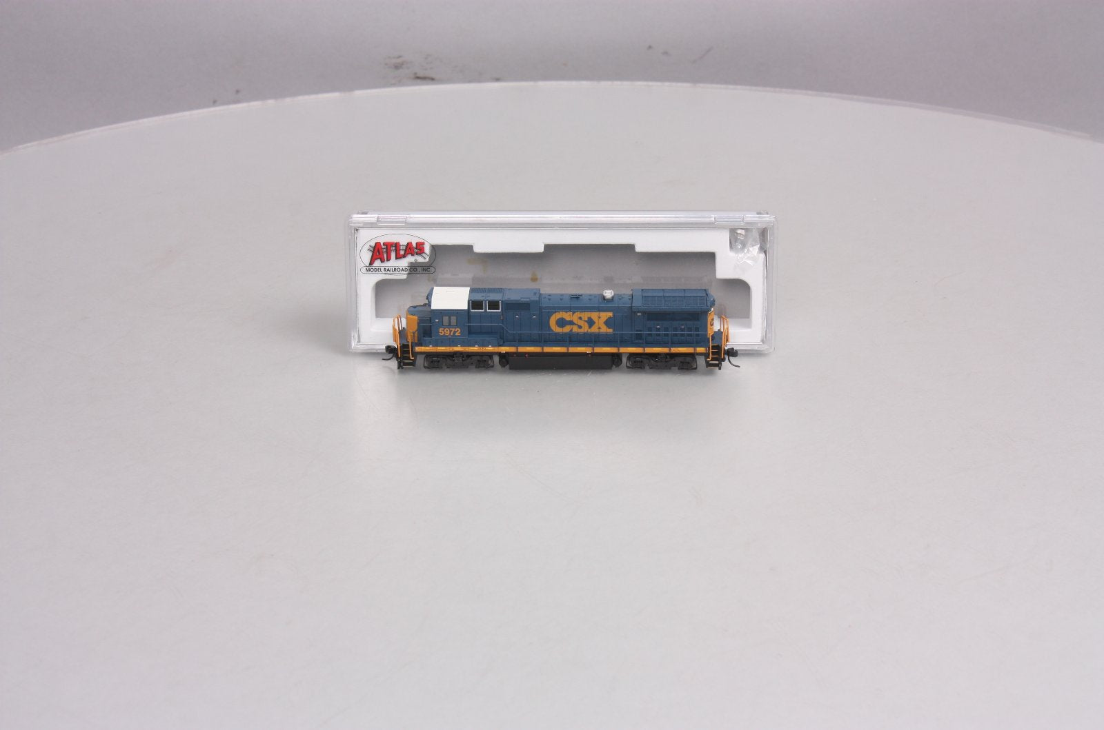 Atlas 40000478 N Scale CSX Dash8-40B Diesel Locomotive #5972