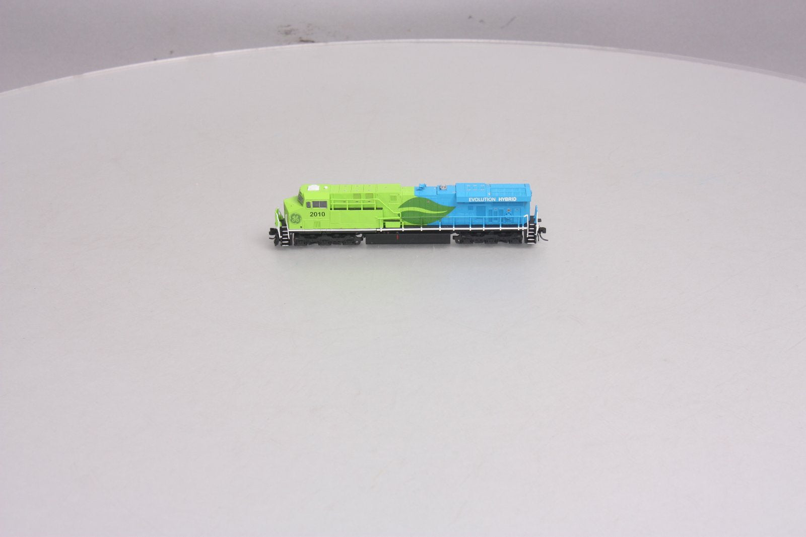 Fox Valley Models 70120 N Scale GEVO GE Hybrid Demonstrator Diesel #2010