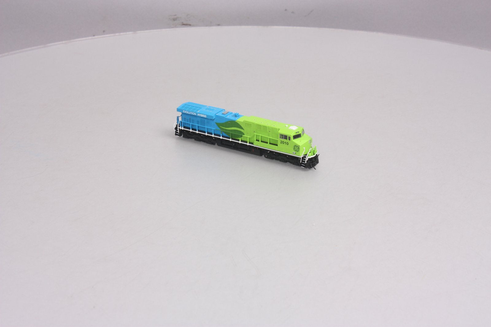 Fox Valley Models 70120 N Scale GEVO GE Hybrid Demonstrator Diesel #2010