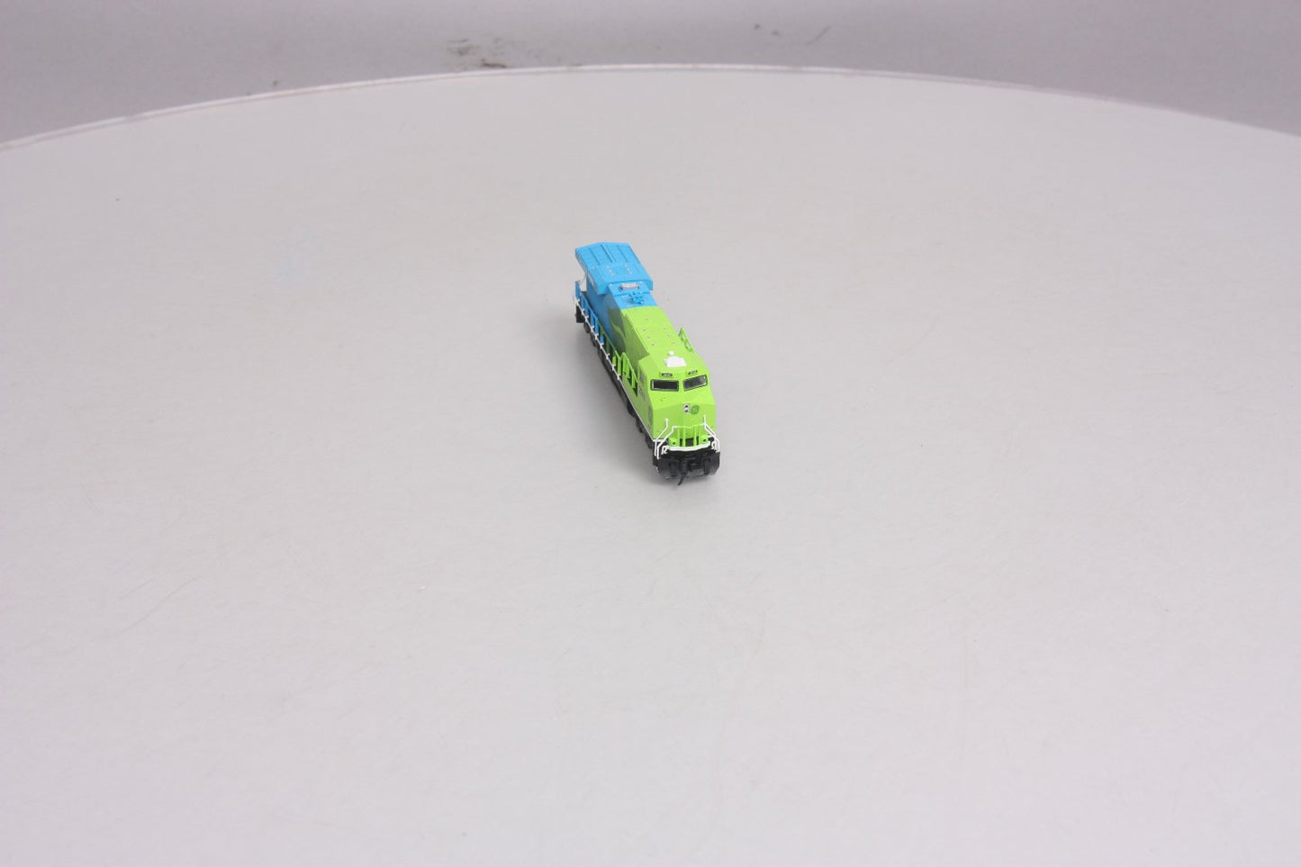 Fox Valley Models 70120 N Scale GEVO GE Hybrid Demonstrator Diesel #2010