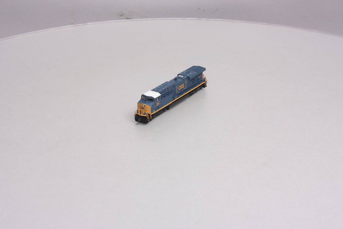 Fox Valley Models 70284 N Scale CSX ES44AC Diesel Locomotive #987