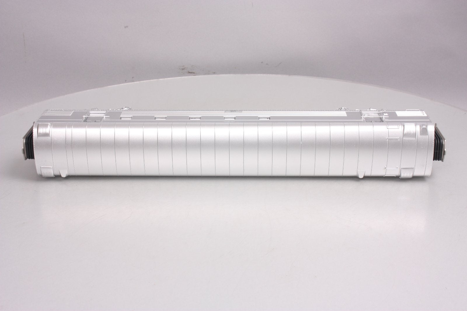 MTH 20-68115 Santa Fe 70' ABS RPO Passenger Car (Ribbed)