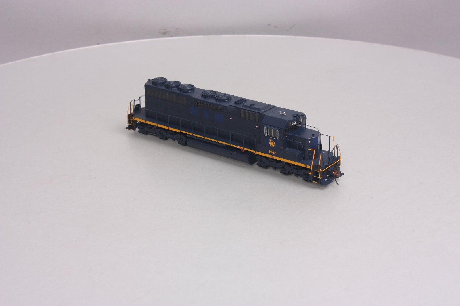 Athearn 98768 HO Central of New Jersey EMD SD40 Diesel Locomotive #3062