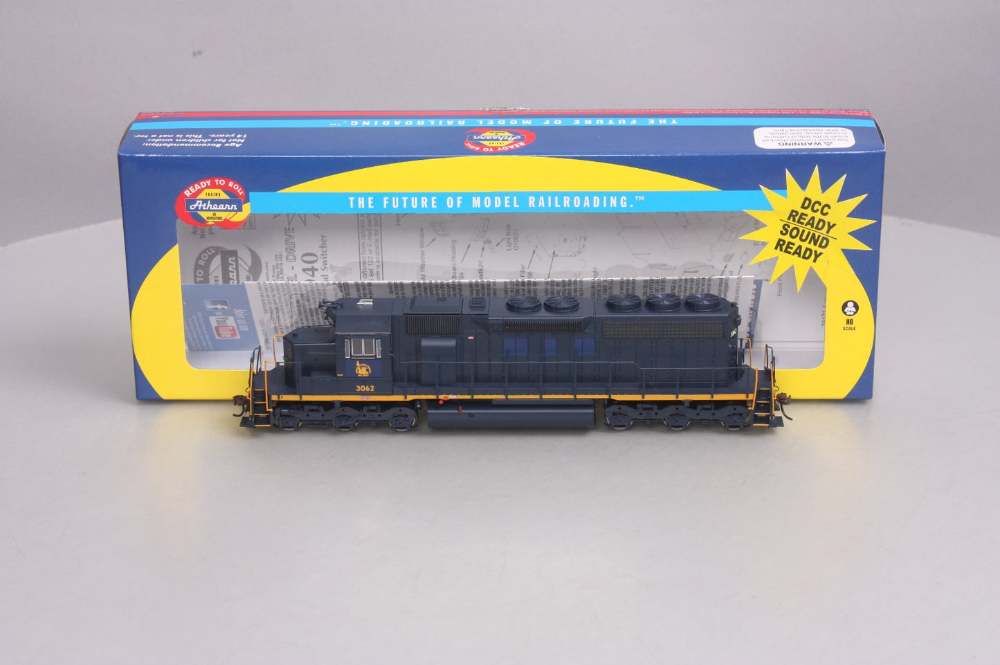 Athearn 98768 HO Central of New Jersey EMD SD40 Diesel Locomotive #3062