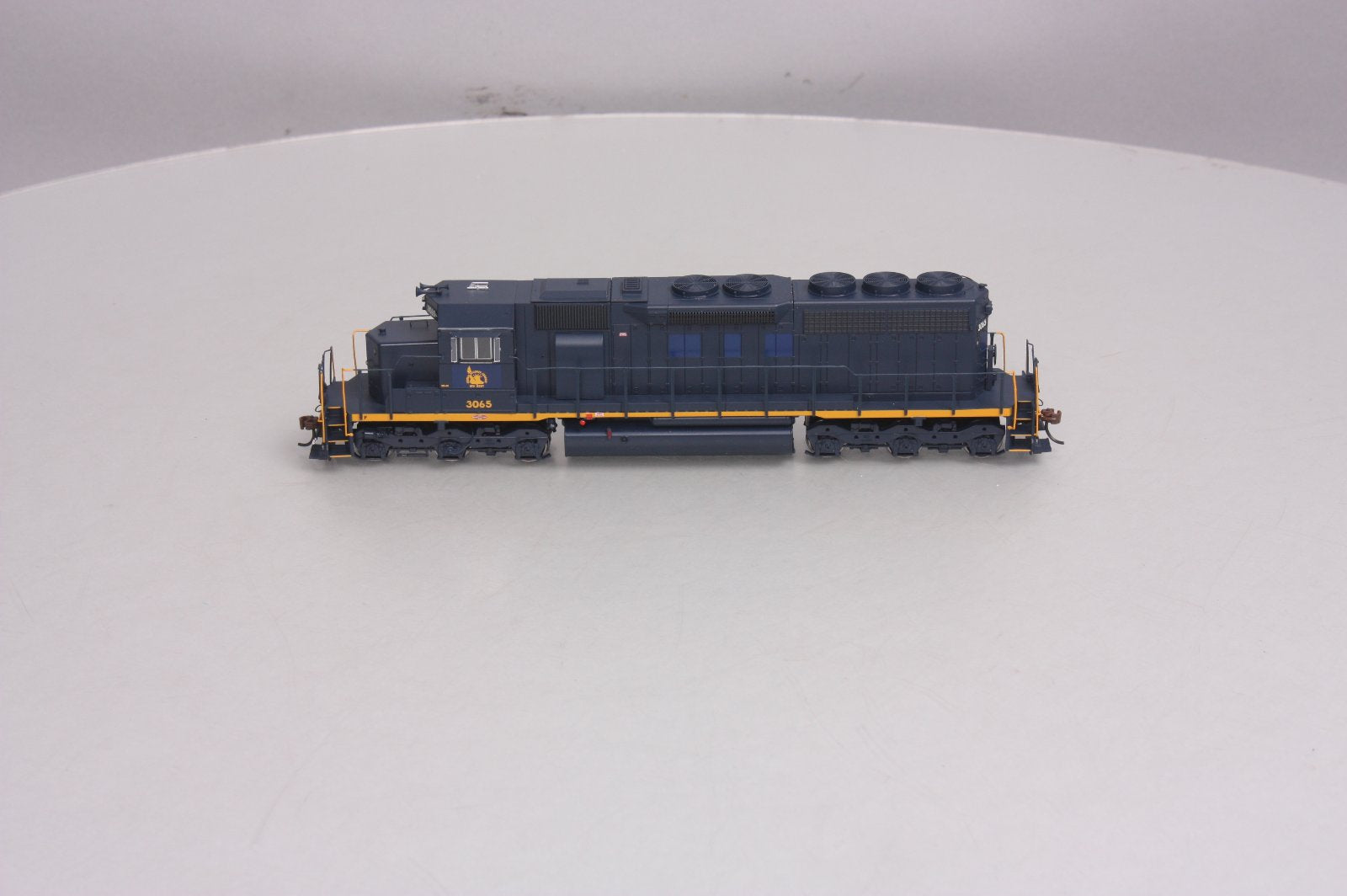 Athearn 98769 HO Central of New Jersey EMD SD40 Diesel Locomotive #3065