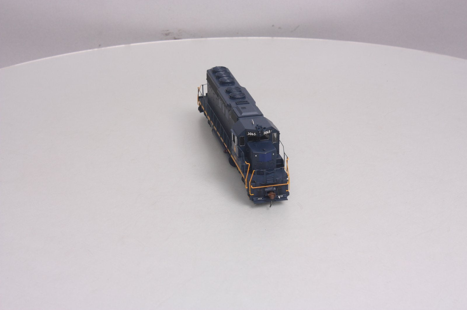 Athearn 98769 HO Central of New Jersey EMD SD40 Diesel Locomotive #3065