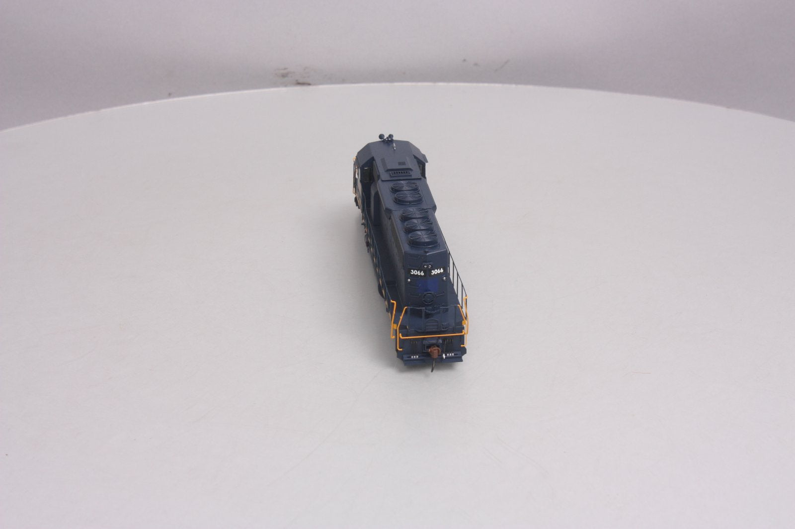 Athearn 98770 HO Central of New Jersey EMD SD40 Diesel Locomotive #3066