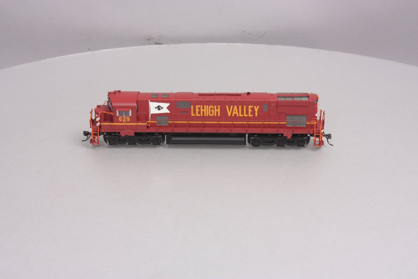 Bowser 23543 HO Reading Alco C-628 Diesel Locomotive #629