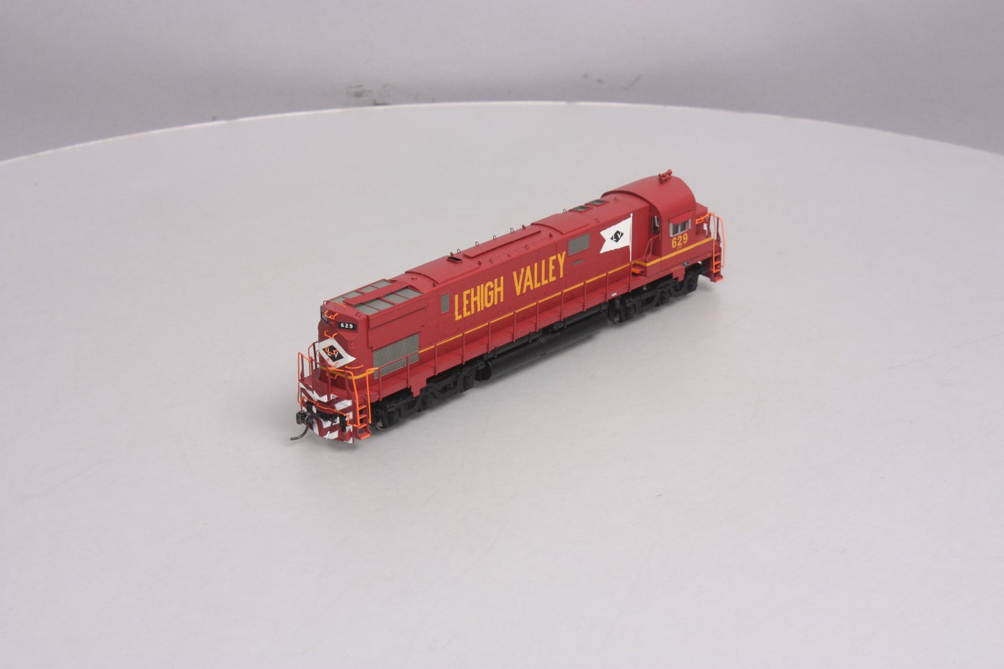 Bowser 23543 HO Reading Alco C-628 Diesel Locomotive #629
