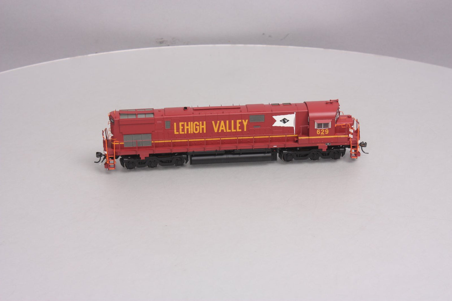 Bowser 23543 HO Reading Alco C-628 Diesel Locomotive #629