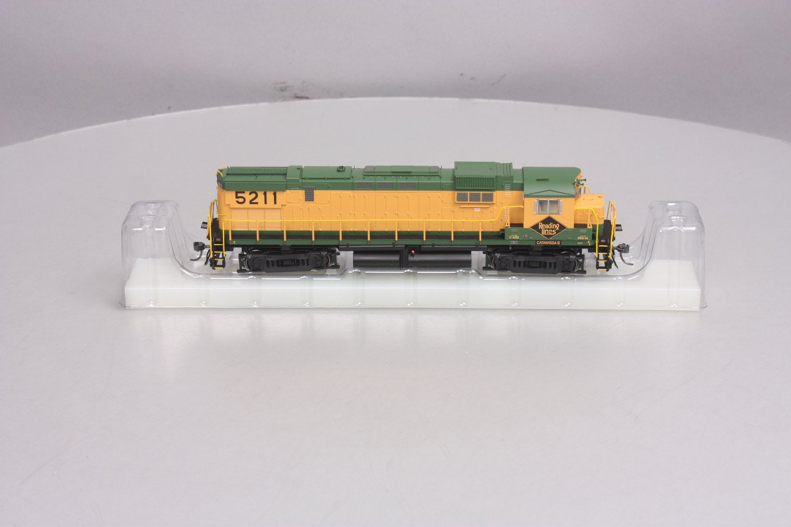 Bowser 23885 HO Scale Reading Alco C-430 Diesel Locomotive #5211
