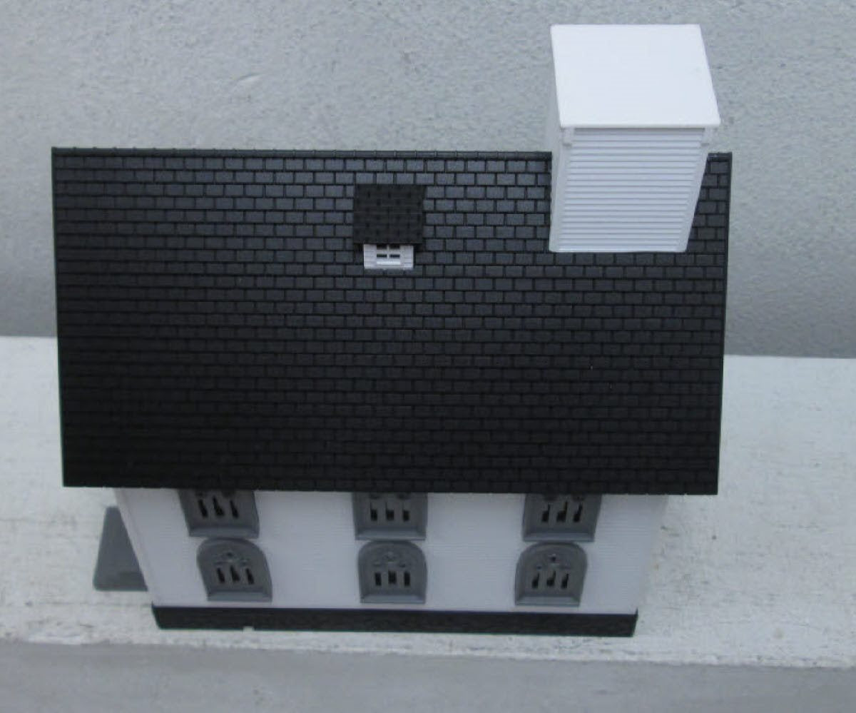 MTH 30-9057 Country Church #5 - White with Black & Gray Trim