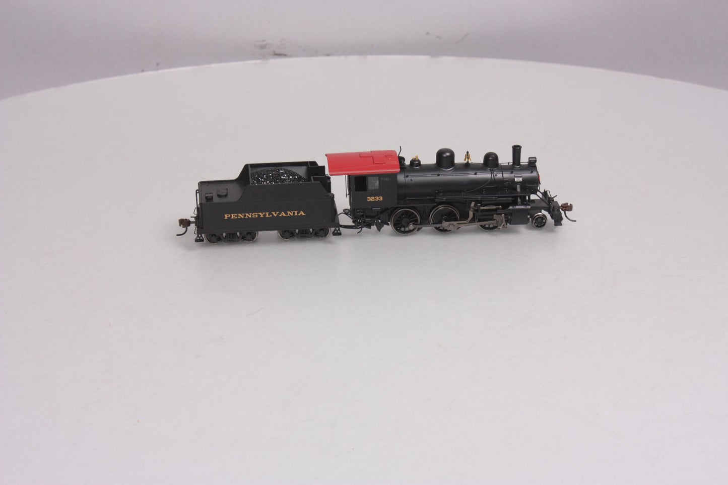 Bachmann 56514 HO Pennsylvania 2-6-0 Mogul Steam Loco w/Tender & Smoke #3233