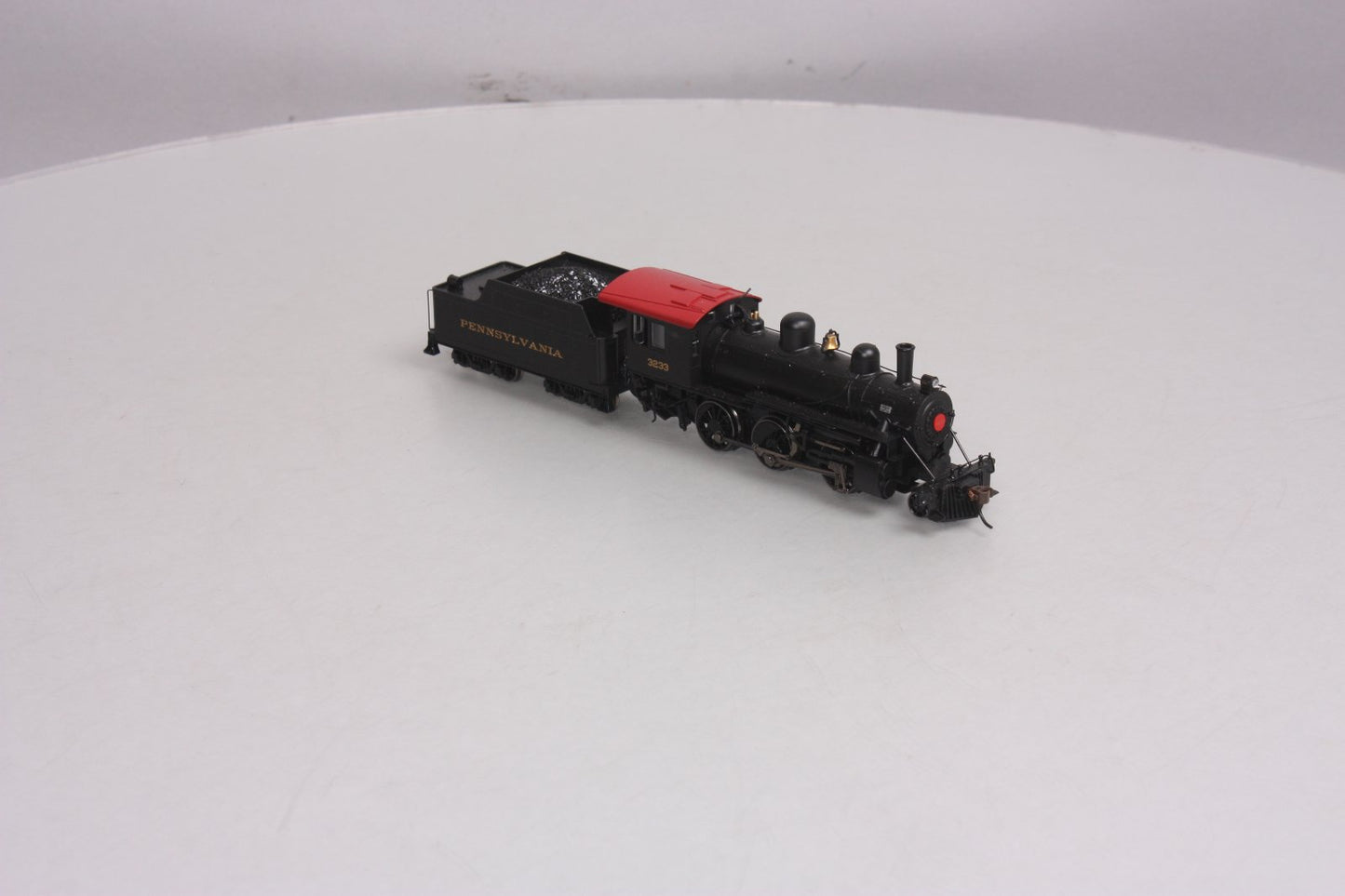 Bachmann 56514 HO Pennsylvania 2-6-0 Mogul Steam Loco w/Tender & Smoke #3233