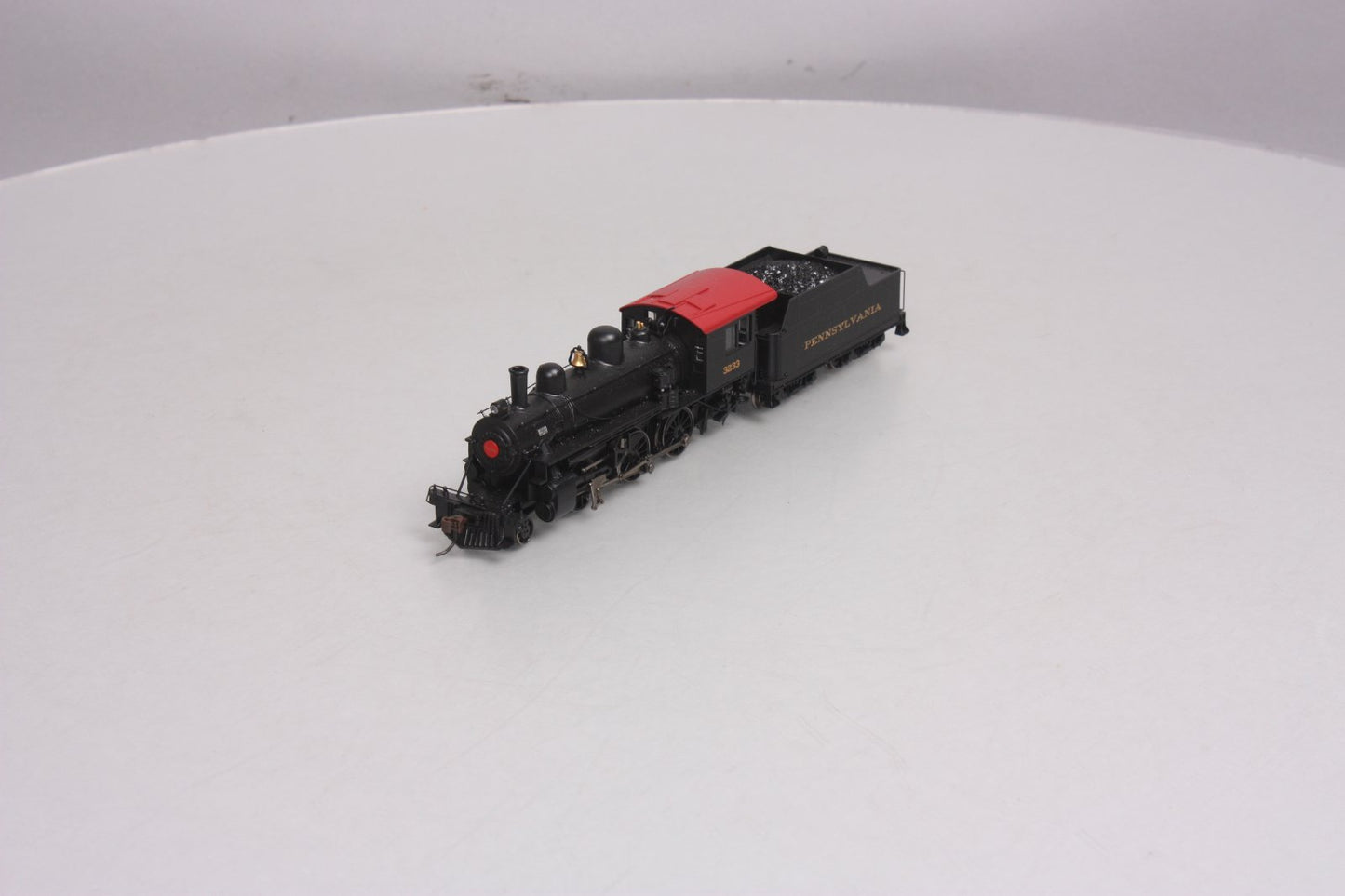 Bachmann 56514 HO Pennsylvania 2-6-0 Mogul Steam Loco w/Tender & Smoke #3233