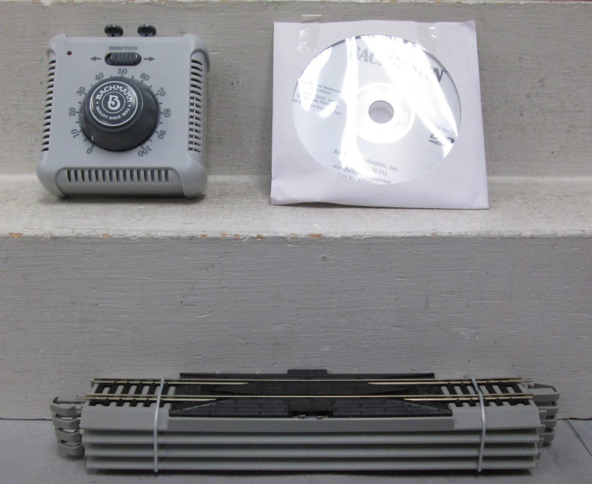 Bachmann 01313 The Nor'Easter HO Gauge Electric Passenger Starter Train Set