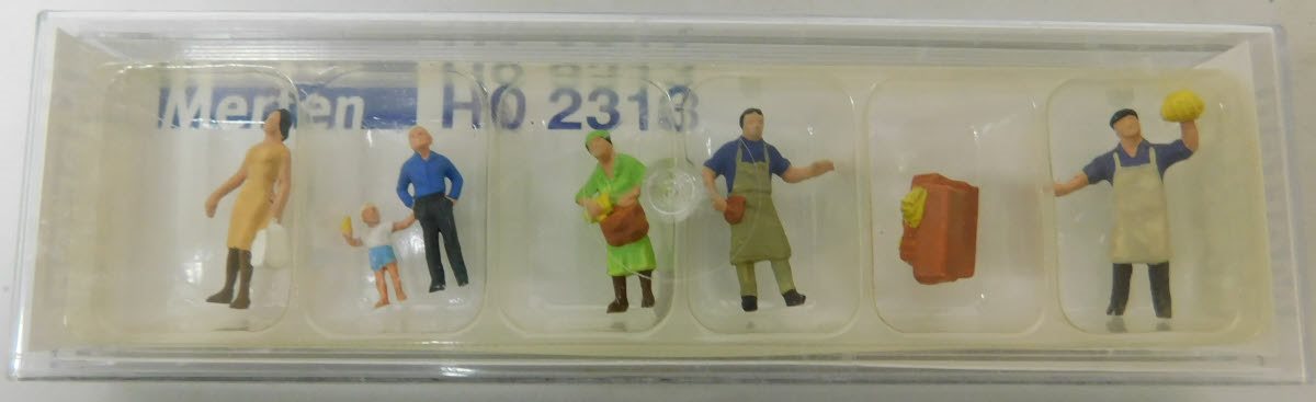 Merten 2313 HO Street Salesman & Customers Figures (Set of 6)