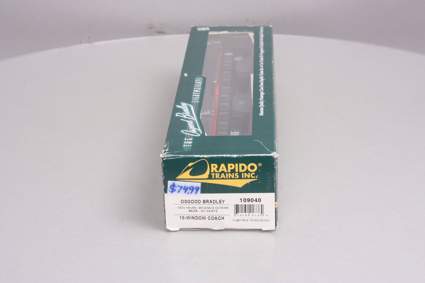 Rapido Trains 109040 HO New Haven PS Osgood-Bradley 10-Window Coach #8268