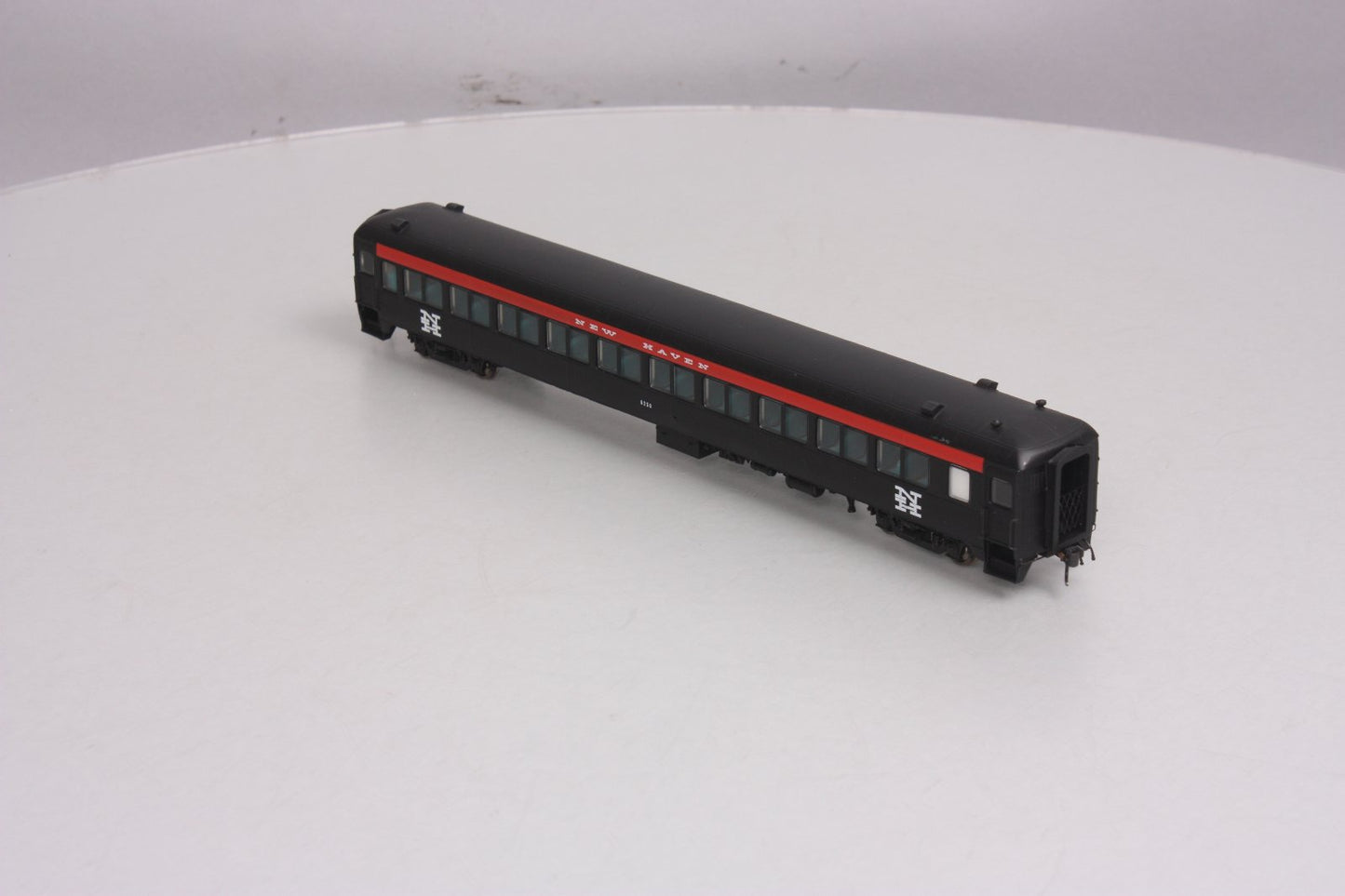 Rapido Trains 109037 HO New Haven PS Osgood-Bradley 10-Window Coach #8251